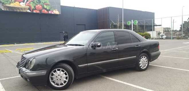Mercedes E 280 2000, 365,000 km - 2.8 l - Bakı