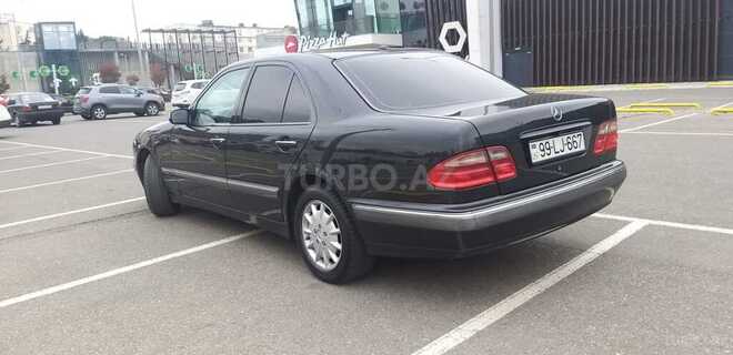 Mercedes E 280 2000, 365,000 km - 2.8 l - Bakı