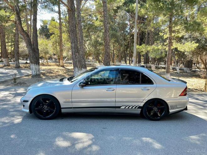 Mercedes C 240 2002, 237,272 km - 2.6 л - Sumqayıt