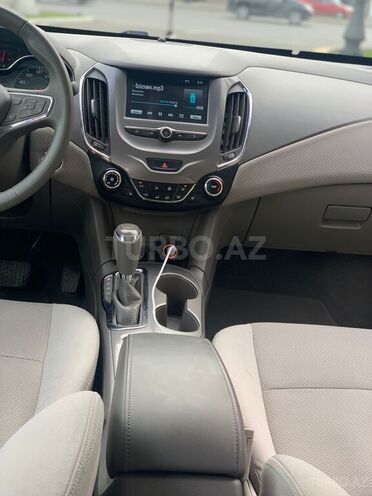 Chevrolet Cruze 2018, 142,000 km - 1.4 л - Bakı