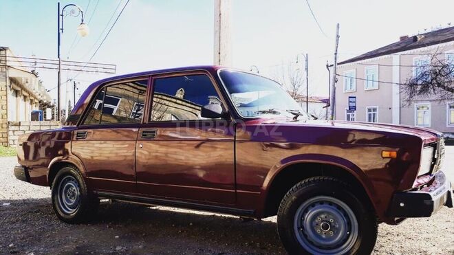 LADA (VAZ) 2107 2004, 113,800 km - 1.6 l - Quba