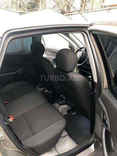 Ford Focus 2003, 242,000 km - 1.6 l - Bakı