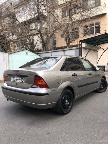 Ford Focus 2003, 242,000 km - 1.6 l - Bakı