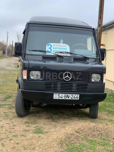 Mercedes 208 D 1990, 560,600 km - 2.2 l - Şirvan