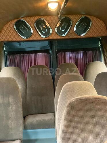Mercedes 208 D 1990, 560,600 km - 2.2 l - Şirvan