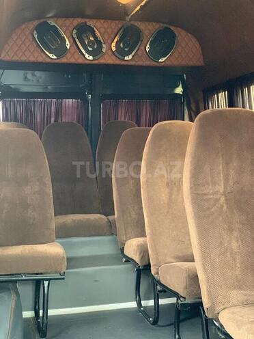 Mercedes 208 D 1990, 560,600 km - 2.2 l - Şirvan