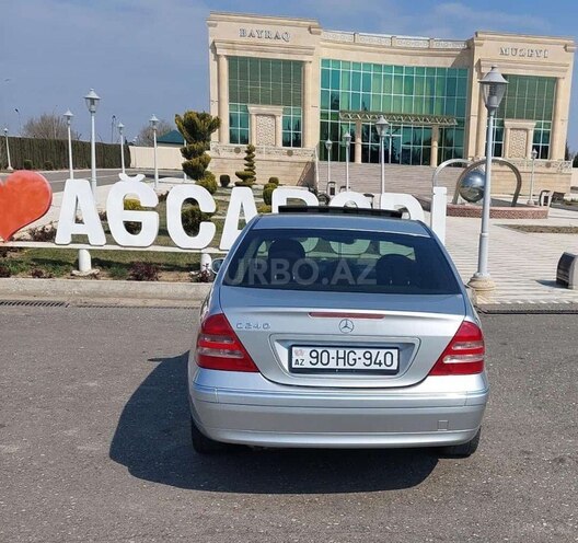 Mercedes C 240 2000, 256,450 km - 2.6 l - Ağcabədi