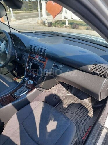 Mercedes C 240 2000, 256,450 km - 2.6 l - Ağcabədi