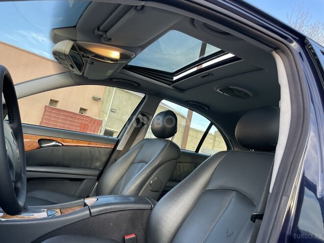 Mercedes E 240 2002, 300,535 km - 2.6 l - Bakı