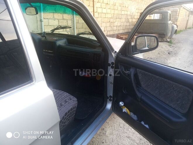 GAZ 31105 2004, 256,000 km - 2.3 l - Sumqayıt
