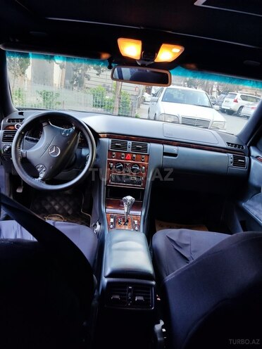 Mercedes E 240 2000, 470,000 km - 2.4 l - Bakı