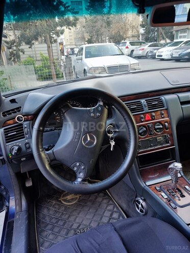 Mercedes E 240 2000, 470,000 km - 2.4 l - Bakı