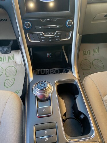Ford Fusion 2019, 68,000 km - 2.0 л - Bakı