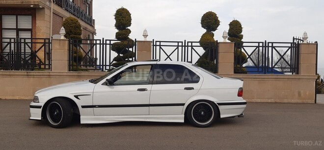 BMW 320 1992, 290,000 km - 2.0 l - Lənkəran