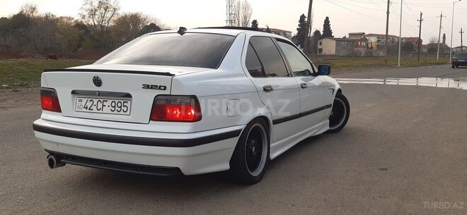 BMW 320 1992, 290,000 km - 2.0 l - Lənkəran