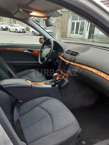 Mercedes E 220 2005, 190,000 km - 2.2 l - Bakı