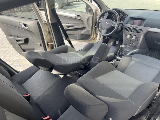 Opel Astra 2006, 18,500 km - 1.3 л - Bakı