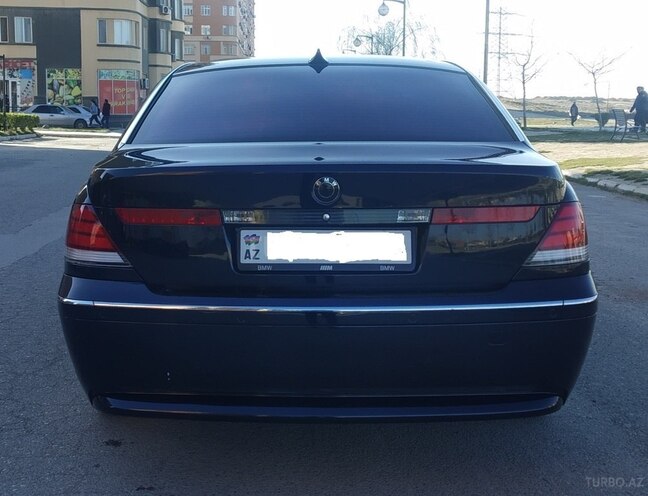 BMW 735 2003, 332,282 km - 3.6 l - Bakı