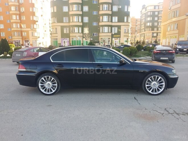 BMW 735 2003, 332,282 km - 3.6 l - Bakı