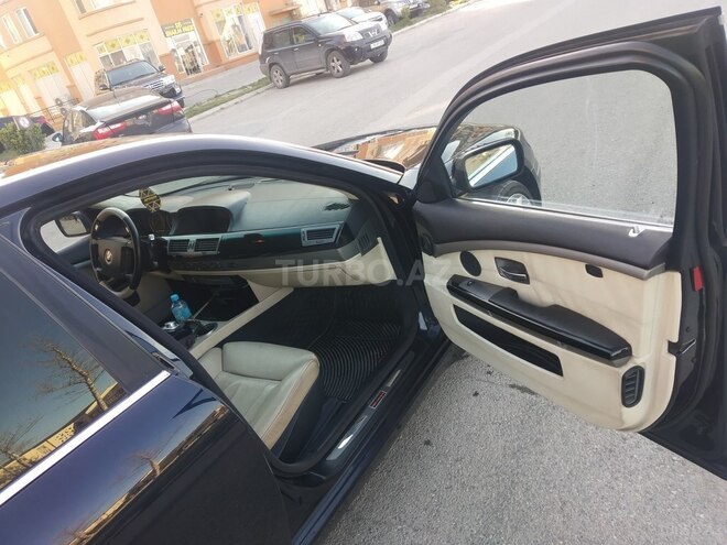 BMW 735 2003, 332,282 km - 3.6 l - Bakı
