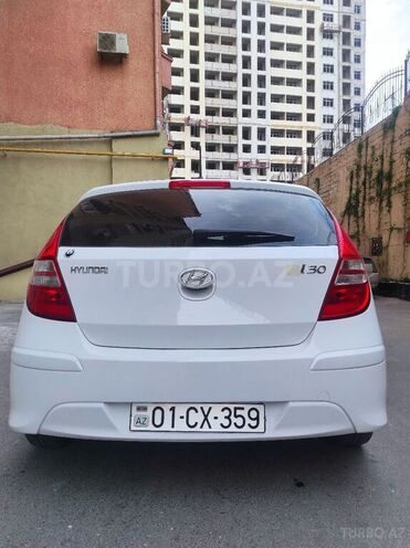 Hyundai i30 2010, 210,000 km - 1.4 л - Bakı