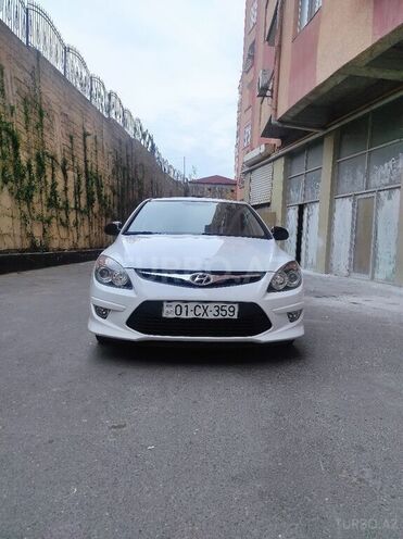 Hyundai i30 2010, 210,000 km - 1.4 л - Bakı