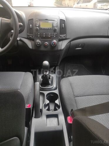 Hyundai i30 2010, 210,000 km - 1.4 л - Bakı