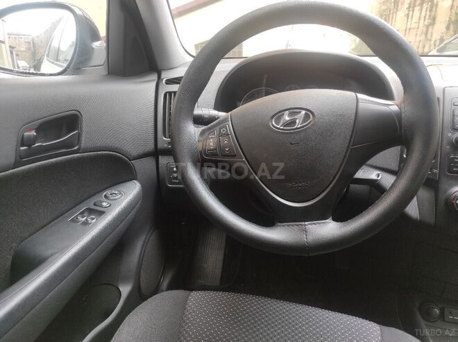 Hyundai i30 2010, 210,000 km - 1.4 л - Bakı