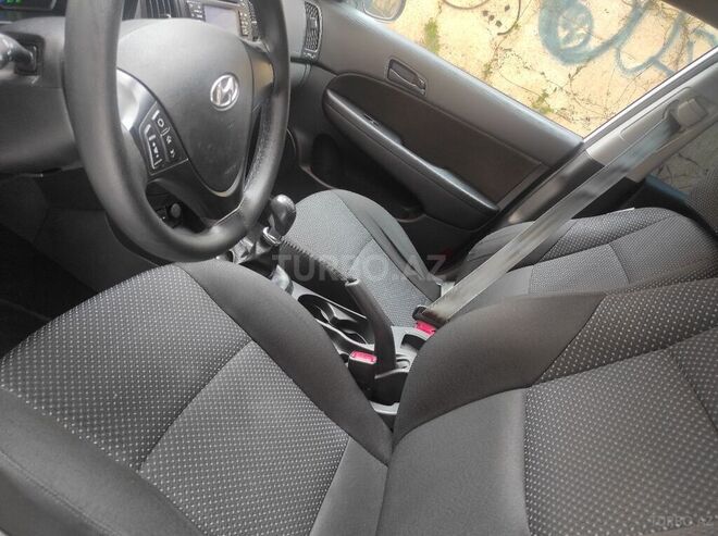 Hyundai i30 2010, 210,000 km - 1.4 л - Bakı