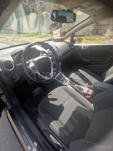 Ford Fiesta 2015, 154,700 km - 1.6 l - Bakı