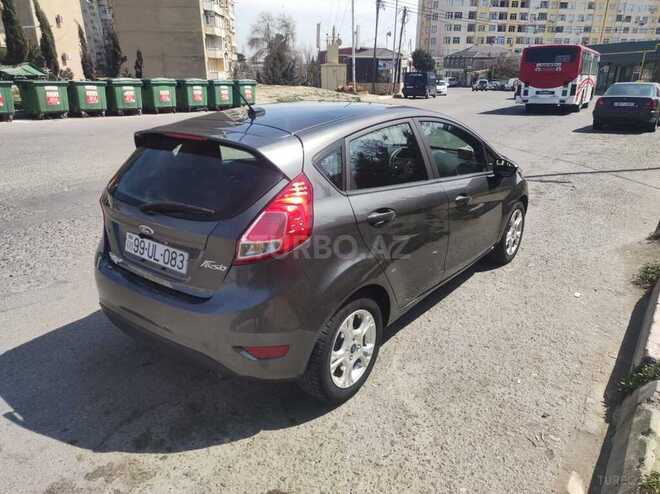 Ford Fiesta 2015, 154,700 km - 1.6 l - Bakı