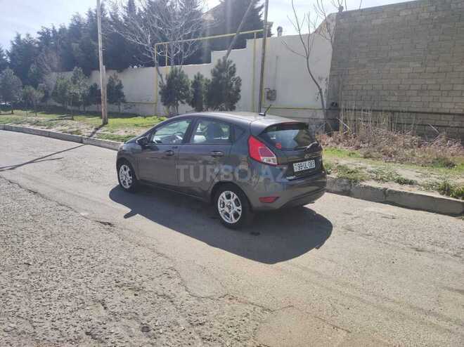 Ford Fiesta 2015, 154,700 km - 1.6 l - Bakı