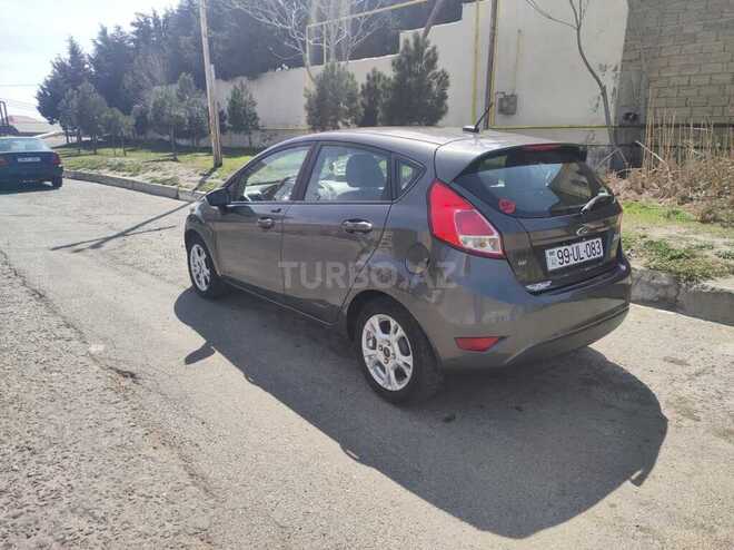 Ford Fiesta 2015, 154,700 km - 1.6 l - Bakı