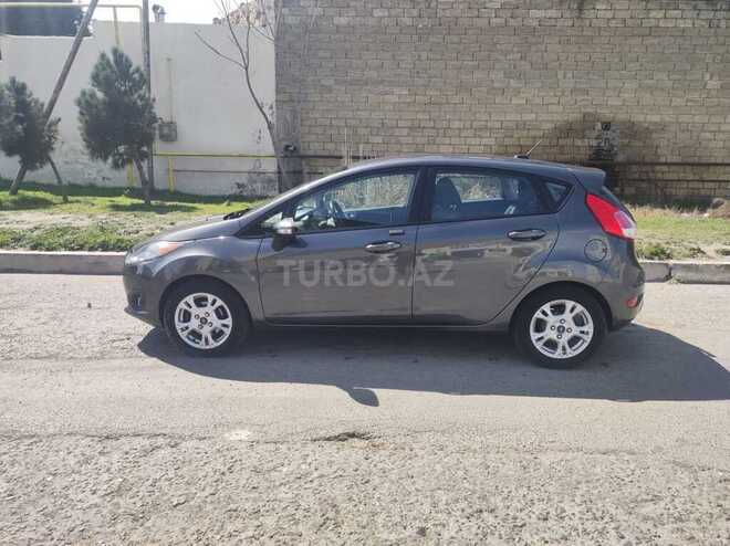 Ford Fiesta 2015, 154,700 km - 1.6 l - Bakı