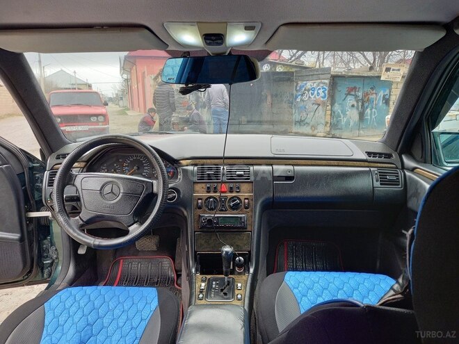 Mercedes E 280 1997, 350,000 km - 2.8 л - Bakı