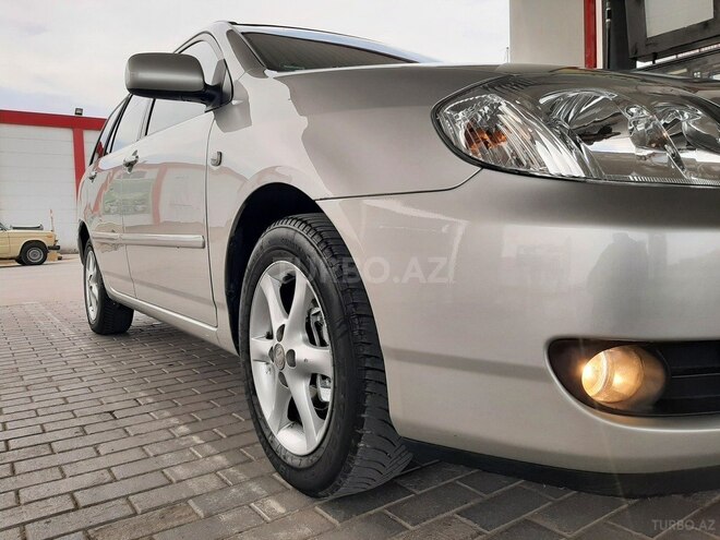 Toyota Corolla 2005, 147,000 km - 1.4 l - Bakı