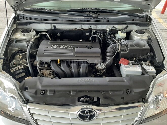 Toyota Corolla 2005, 147,000 km - 1.4 l - Bakı