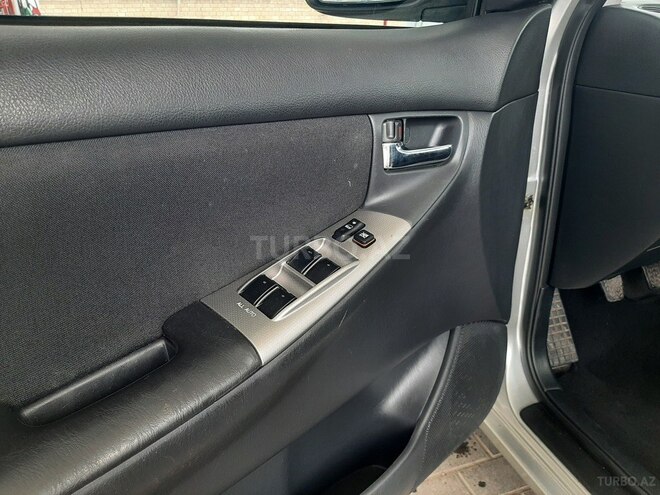 Toyota Corolla 2005, 147,000 km - 1.4 l - Bakı