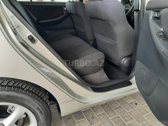 Toyota Corolla 2005, 147,000 km - 1.4 l - Bakı