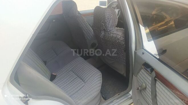 Mercedes E 200 1991, 391,321 km - 2.0 l - Gəncə