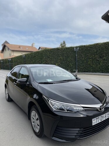 Toyota Corolla 2018, 60,000 km - 1.6 l - Bakı