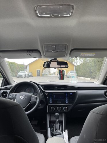 Toyota Corolla 2018, 60,000 km - 1.6 l - Bakı