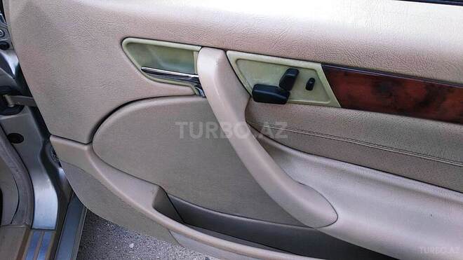 Mercedes C 230 1999, 300,000 km - 2.3 l - Bakı