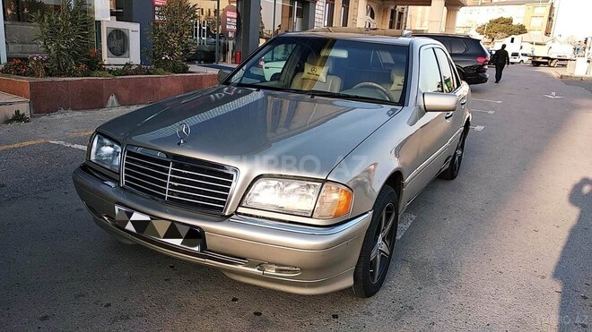 Mercedes C 230 1999, 300,000 km - 2.3 l - Bakı