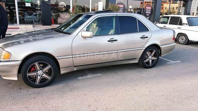 Mercedes C 230 1999, 300,000 km - 2.3 l - Bakı