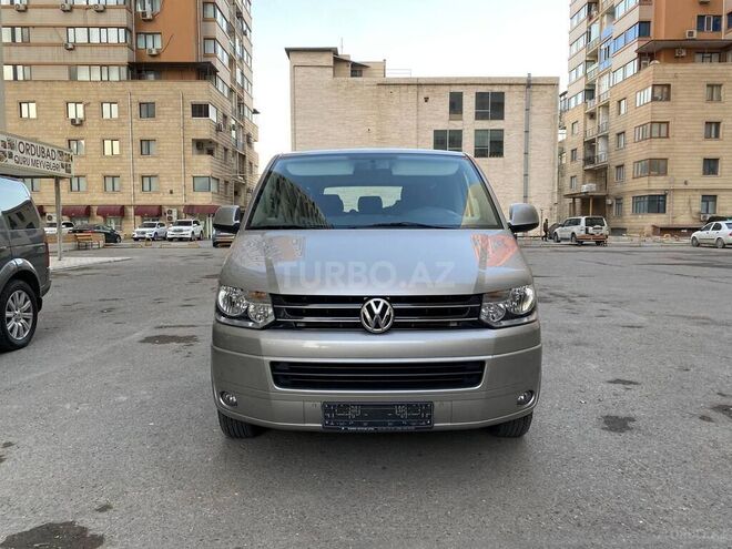 Volkswagen Caravelle 2010, 35,000 km - 2.0 l - Bakı