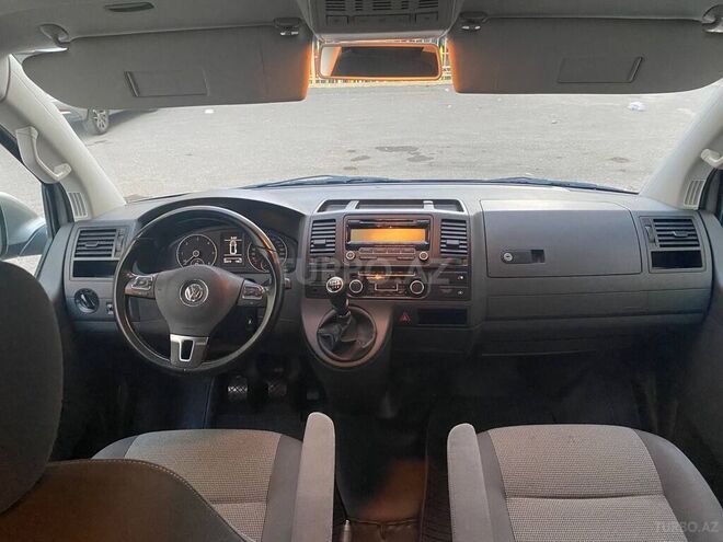 Volkswagen Caravelle 2010, 35,000 km - 2.0 l - Bakı