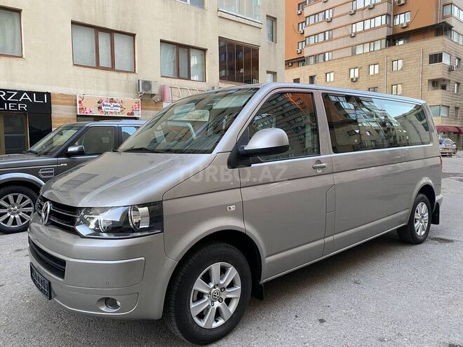 Volkswagen Caravelle 2010, 35,000 km - 2.0 l - Bakı