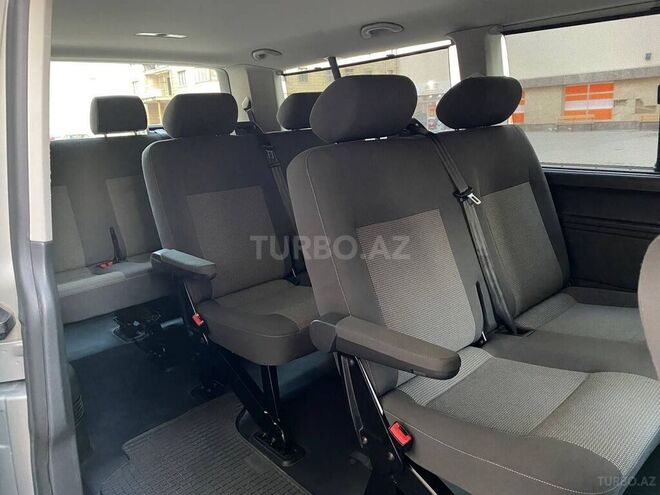 Volkswagen Caravelle 2010, 35,000 km - 2.0 l - Bakı