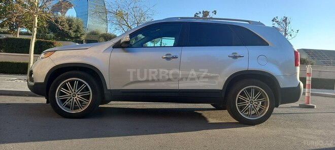 Kia Sorento 2011, 245,000 km - 2.0 l - Bakı
